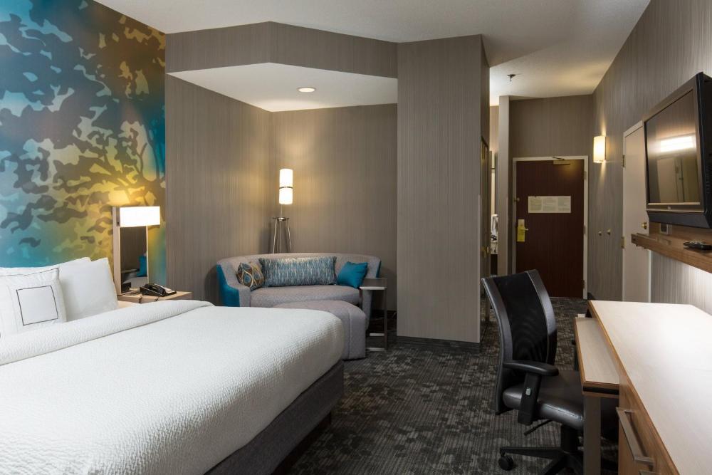 King Suite with Stand Up Shower interior